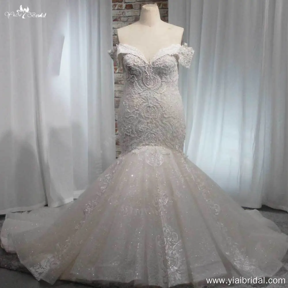 RSW2004 Yiaibridal Off The Shoulder Folded Sweetheart Neckline Lace Mermaid Plus Size Wedding Dress 1