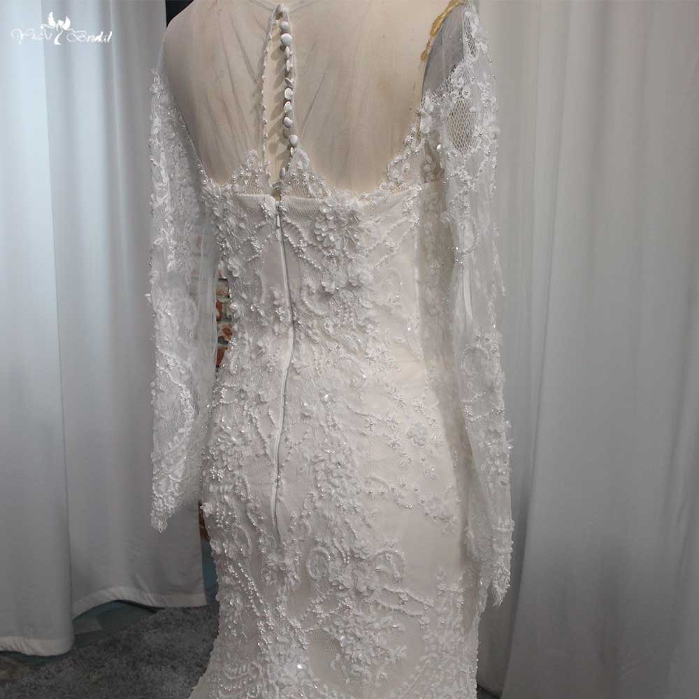 Strand-Brautkleid mit langen Ärmeln, Meerjungfrau und Tüll, elegantes Brautkleid mit V-Ausschnitt, Spitzenapplikationen, Illusionsrücken am Rücken und Knöpfen 8