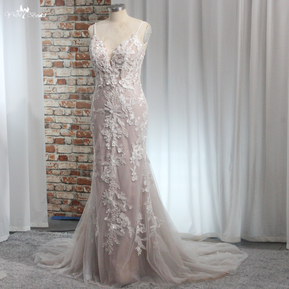 RSW2006 Champagner-Brautkleid mit V-Ausschnitt, ärmellos, bezaubernde Meerjungfrau, Spaghettiträger, elfenbeinfarbenes langes Brautkleid mit Spitze 8