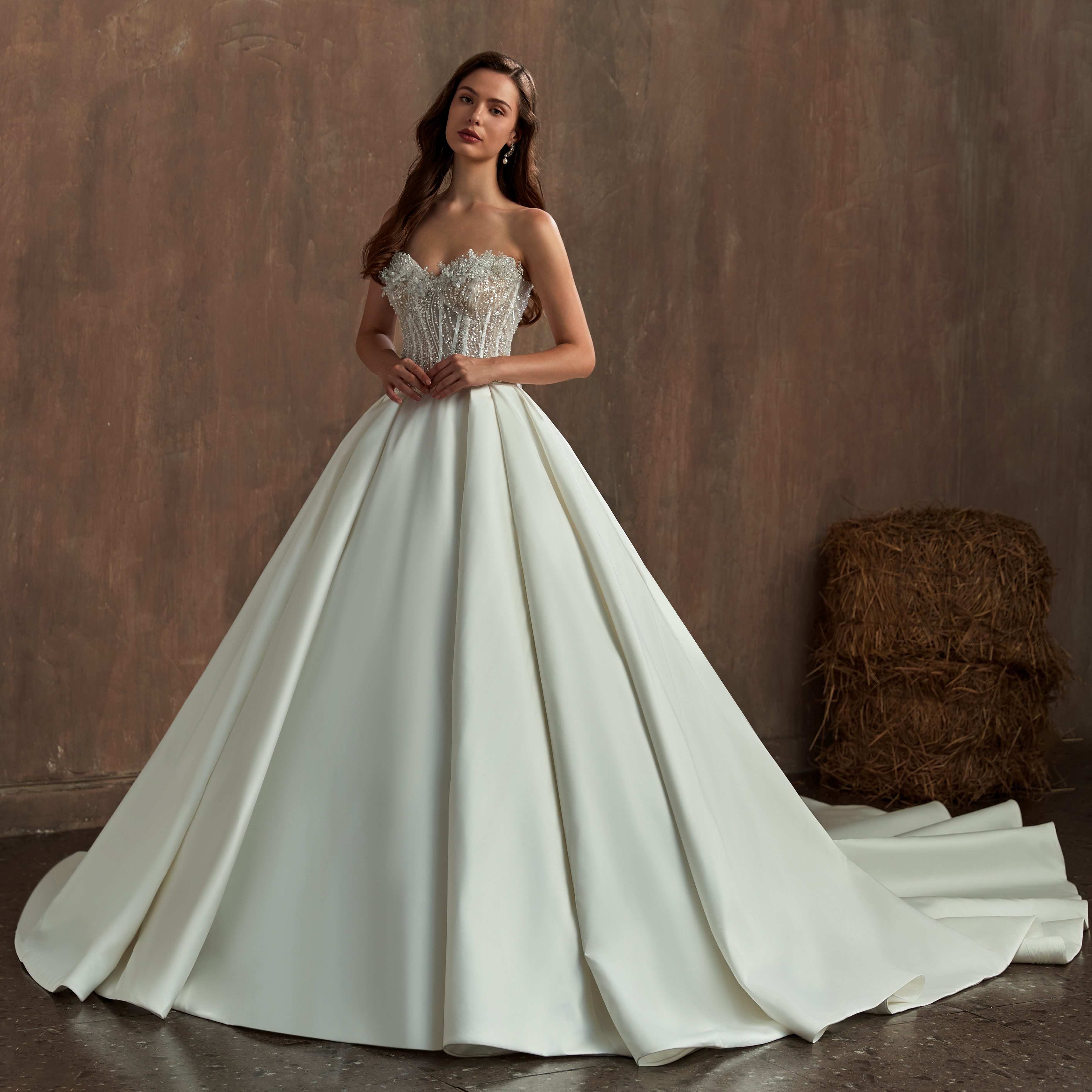 イタリア製ウエディングドレス❤︎RADIOSA（ラディオーサ） イタリア製ウエディングドレス❤︎RADIOSA（ラディオーサ）