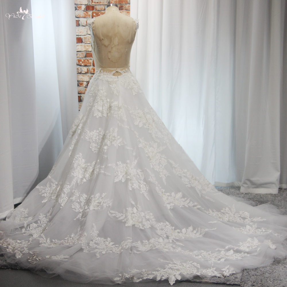 Blumen Applique Strand A-Linie Sexy V-ausschnitt Brautkleider Elegante Vestido De Novia Fee Gericht Zug Prinzessin Kleid RSW1908 7