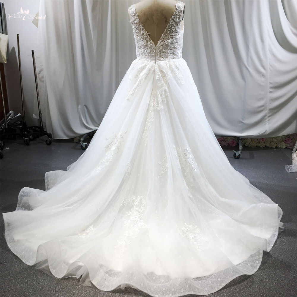 RSW1845 V Neckline Bridal Wedding Dresses For Plus Size Women 8