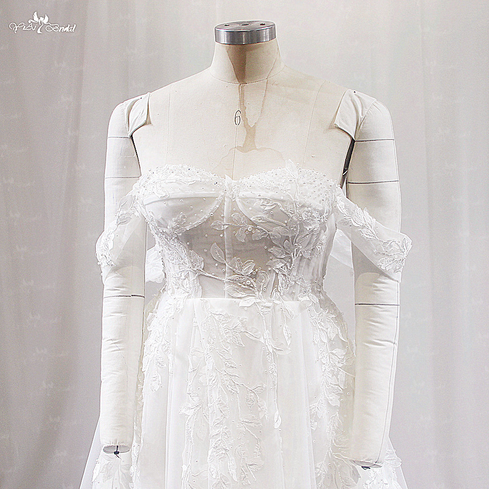 Off Shoulder Low Neckline Beach Wedding Dress With High Slit LZ497 Lace Appliqued Tulle Ivory Bridal Gowns 8