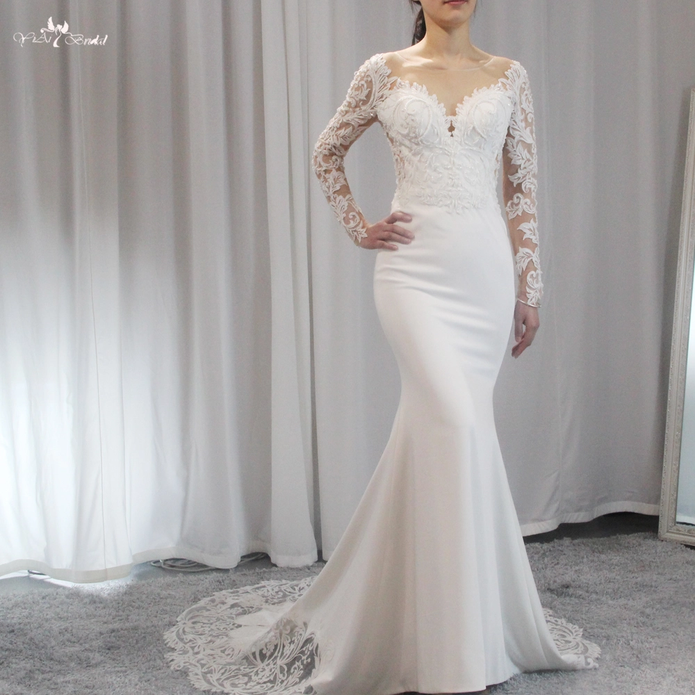 RSW1897 Булчинска рокля с матов еластичен сатен с дълги ръкави с илюзия на гърба и изрязан шлейф 1