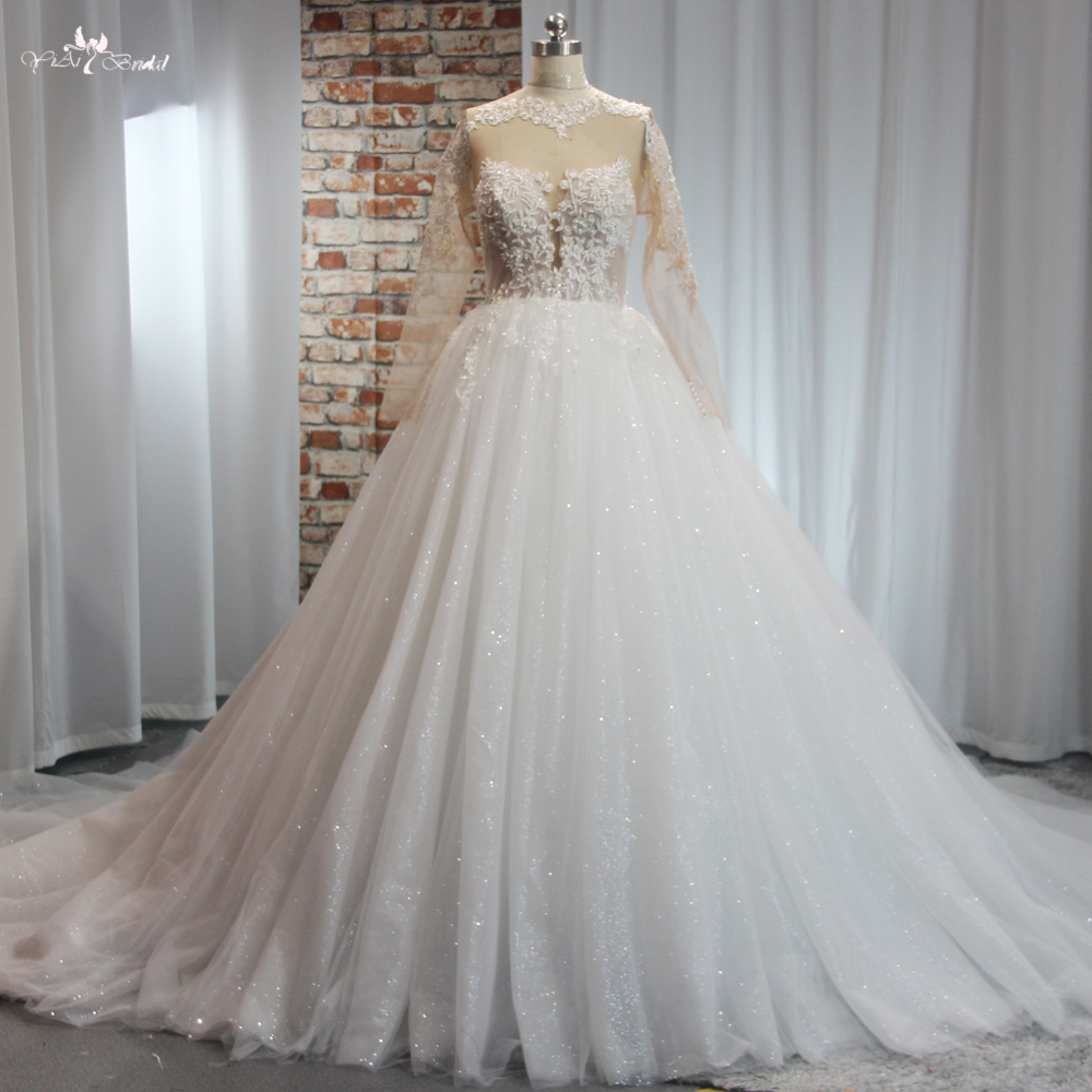 Long Sleeve Princess Ball Gown Wedding Dress RSW1901 7