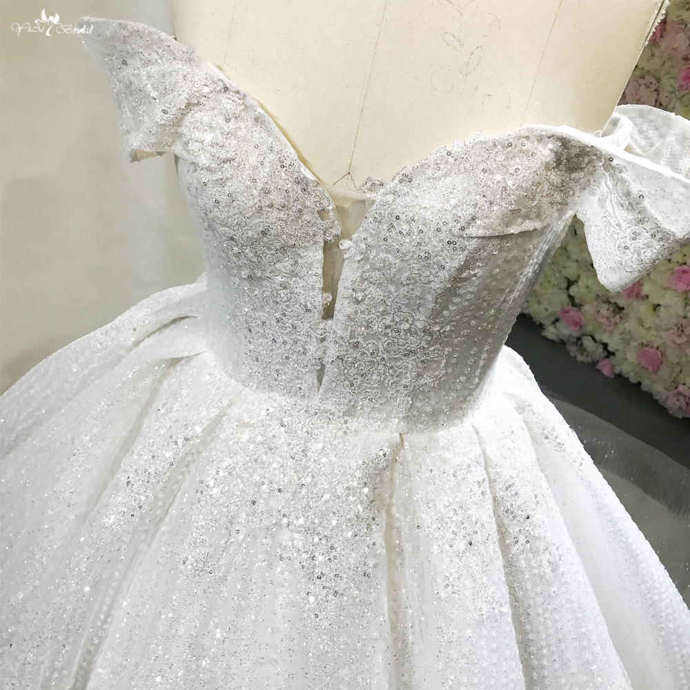 Bestes Luxus-Brautkleid mit glitzerndem Muster, schulterfrei, V-Ausschnitt, RSW1788 Company – Yiai Bridal 10