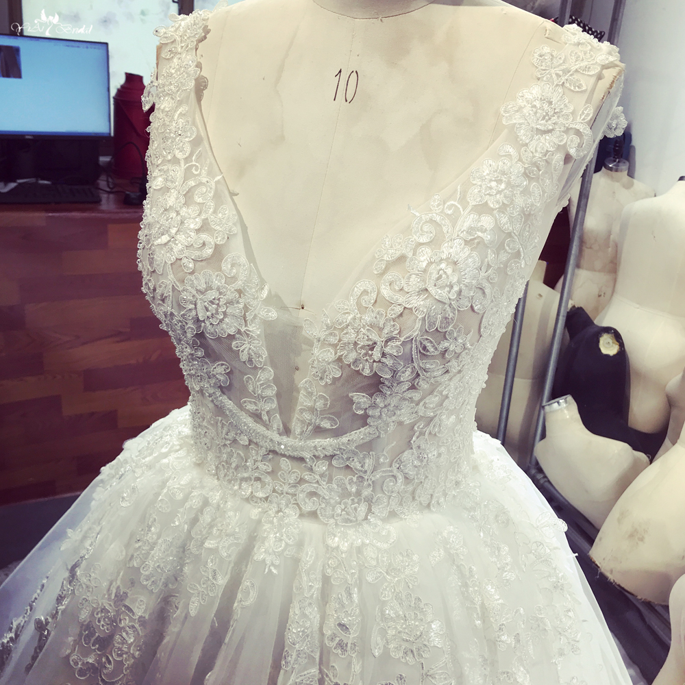 Princess Ball Gown Wedding Dress V Neckline Sleeveless RSW1811 6