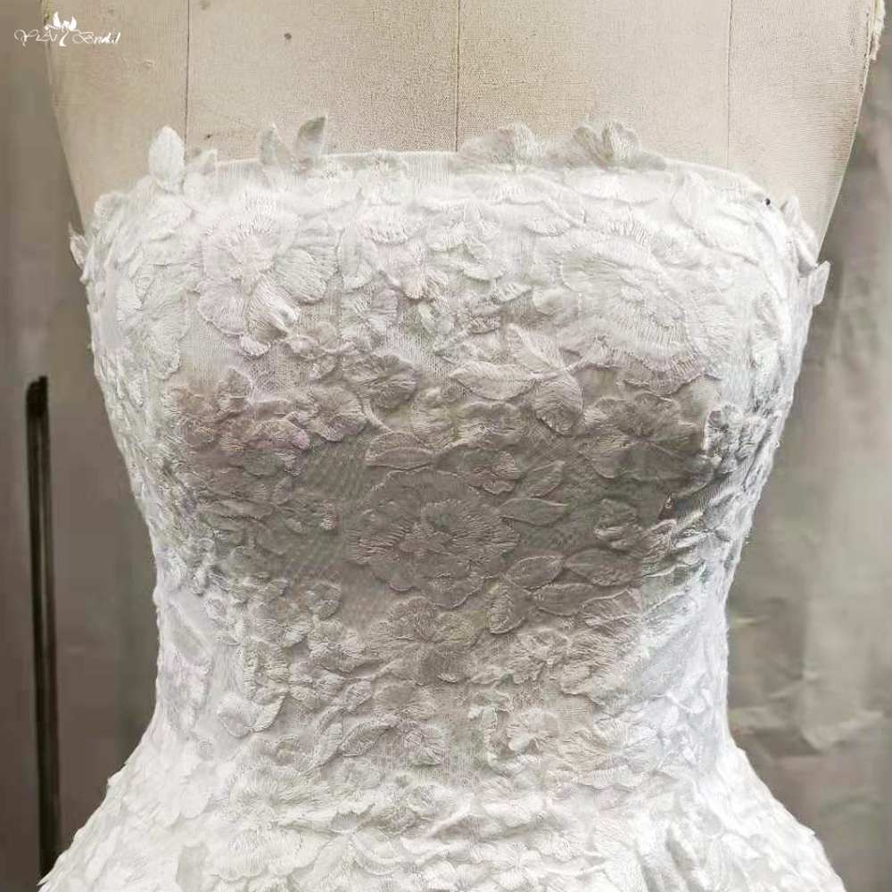 princess ball gown wedding dress Lace Appliques Full Big Volume Skirt Floor Length RSW1803 5