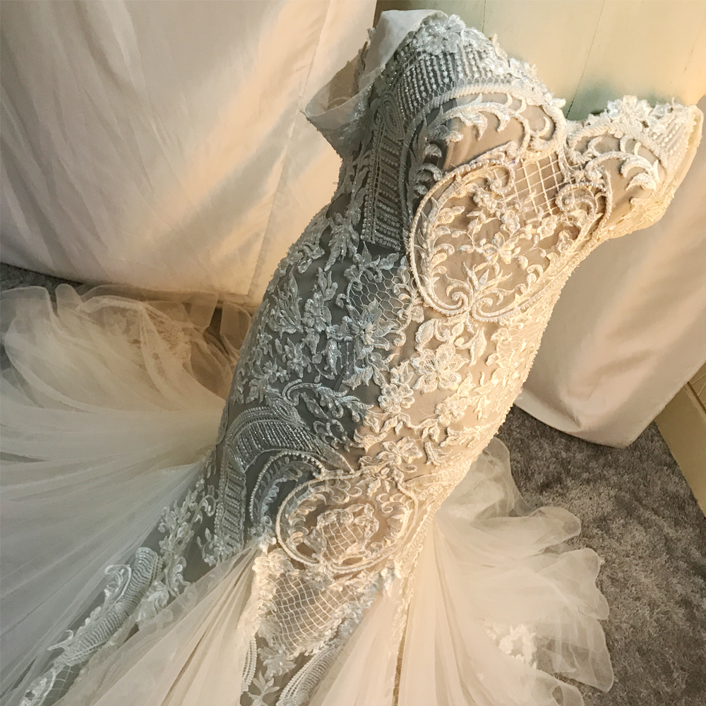 Customized Sweetheart Off The Shoulder Lace Mermaid Maternity Wedding Dress manufacturers From China | Yiaibridal 8