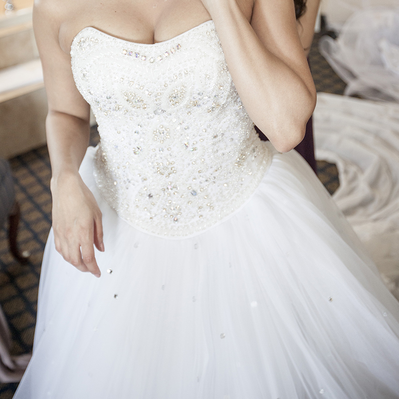 Real Bridal Show Qualidade Luxo Cristal Beading vestido de noiva Fabricante | Yiaibridal 9