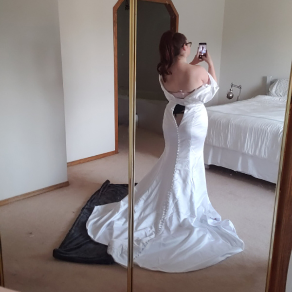 Simples Elegância Branco Cetim Macio Vestido Sereia Plissado Um Ombro Laço Faixas Vestidos de Baile Robe De Soirée 12