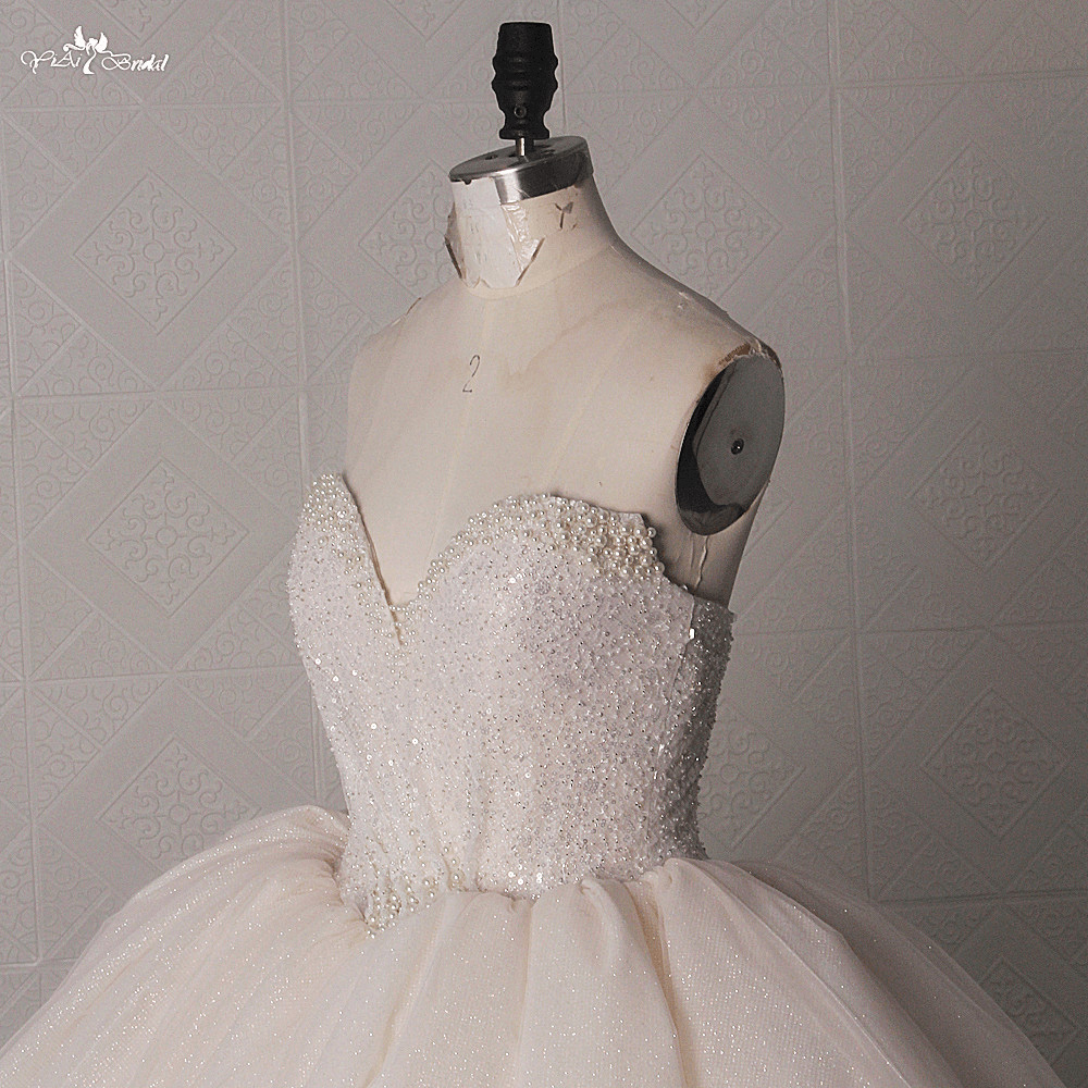 Customized LZ454 Charming Pearls Sequined Sweetheart Neck Sleeveless Wedding Dress Shiny Tulle Pleat Ball Gown 16