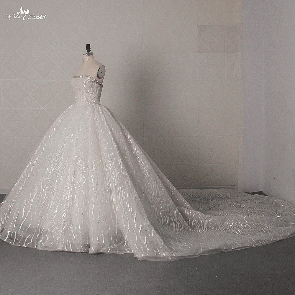 LZ452 Elegant Boat Neck Sleeveless Glitter Lace Wedding Dress Luxury Crystal Cathedral Train Bridal Gown 8