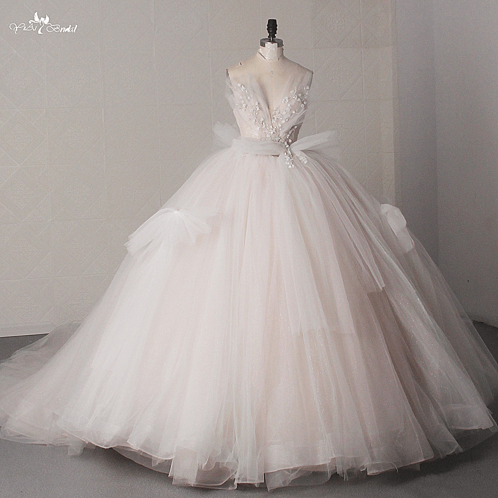 LZ451 Light Pink Sweetheart Neck Sleeveless Ivory Flowers Cathedral Train Wedding Dress Big Tulle Bow Fluffy Shiny 7