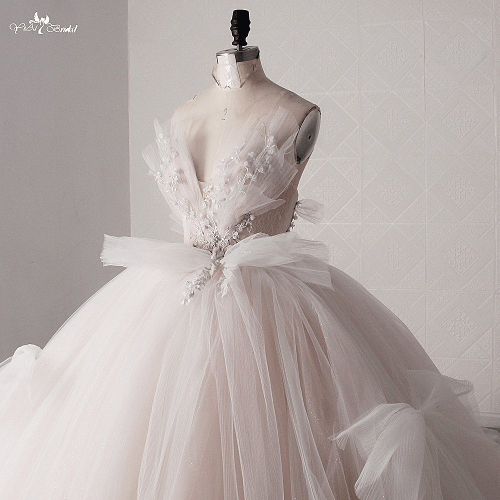 LZ451 Light Pink Sweetheart Neck Sleeveless Ivory Flowers Cathedral Train Wedding Dress Big Tulle Bow Fluffy Shiny 11