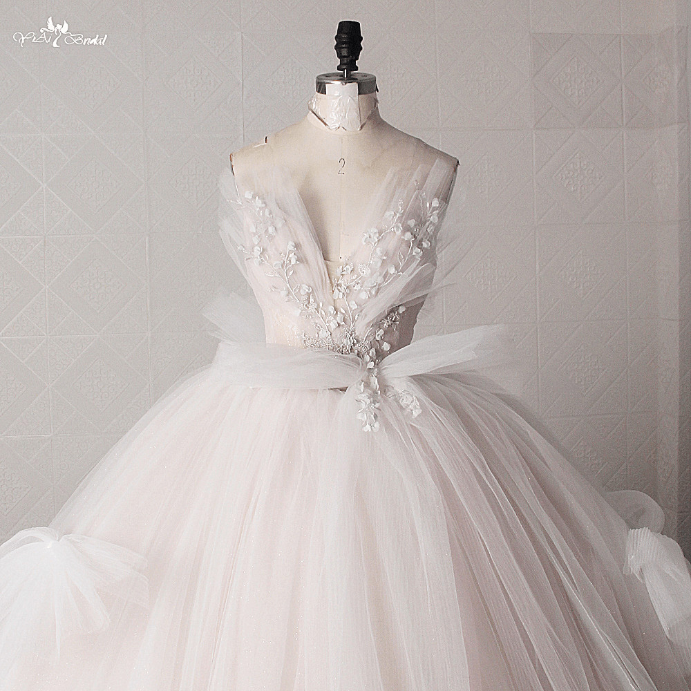 LZ451 Light Pink Sweetheart Neck Sleeveless Ivory Flowers Cathedral Train Wedding Dress Big Tulle Bow Fluffy Shiny 10