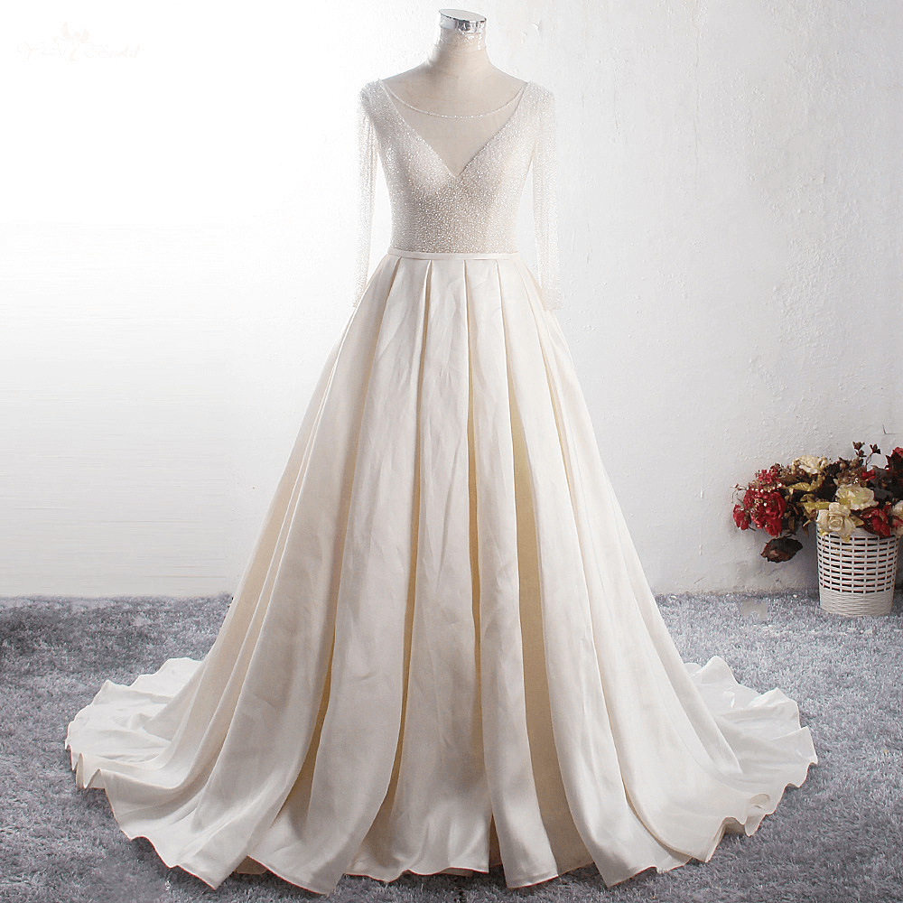 LZ384 Vestido De Noiva Princess Bridal Gown Plus Size Elegant O Neck Long Sleeves Satin Ball Gown Heavy beaded Wedding 7