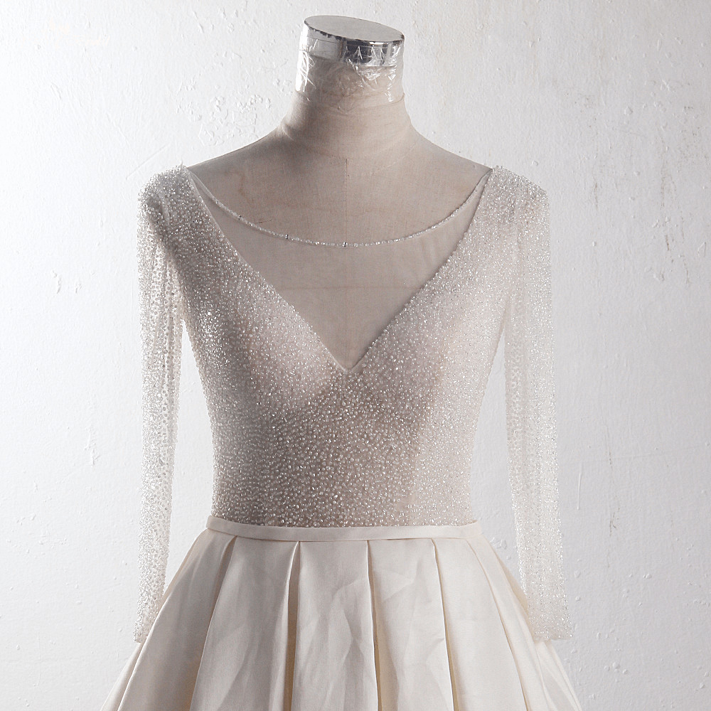 LZ384 Vestido De Noiva Princess Bridal Gown Plus Size Elegant O Neck Long Sleeves Satin Ball Gown Heavy beaded Wedding 10