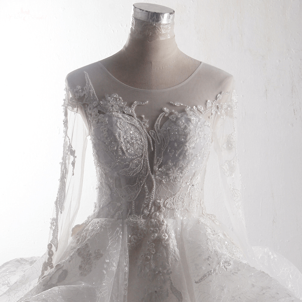 LZ367 O-Neck Long Sleeve Wedding Dress Luxury Heavy Beaded Organza Ball Gown Sexy Illusion Back Bridal Gown 10
