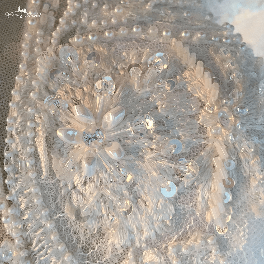 LZ367 O-Neck Long Sleeve Wedding Dress Luxury Heavy Beaded Organza Ball Gown Sexy Illusion Back Bridal Gown 12