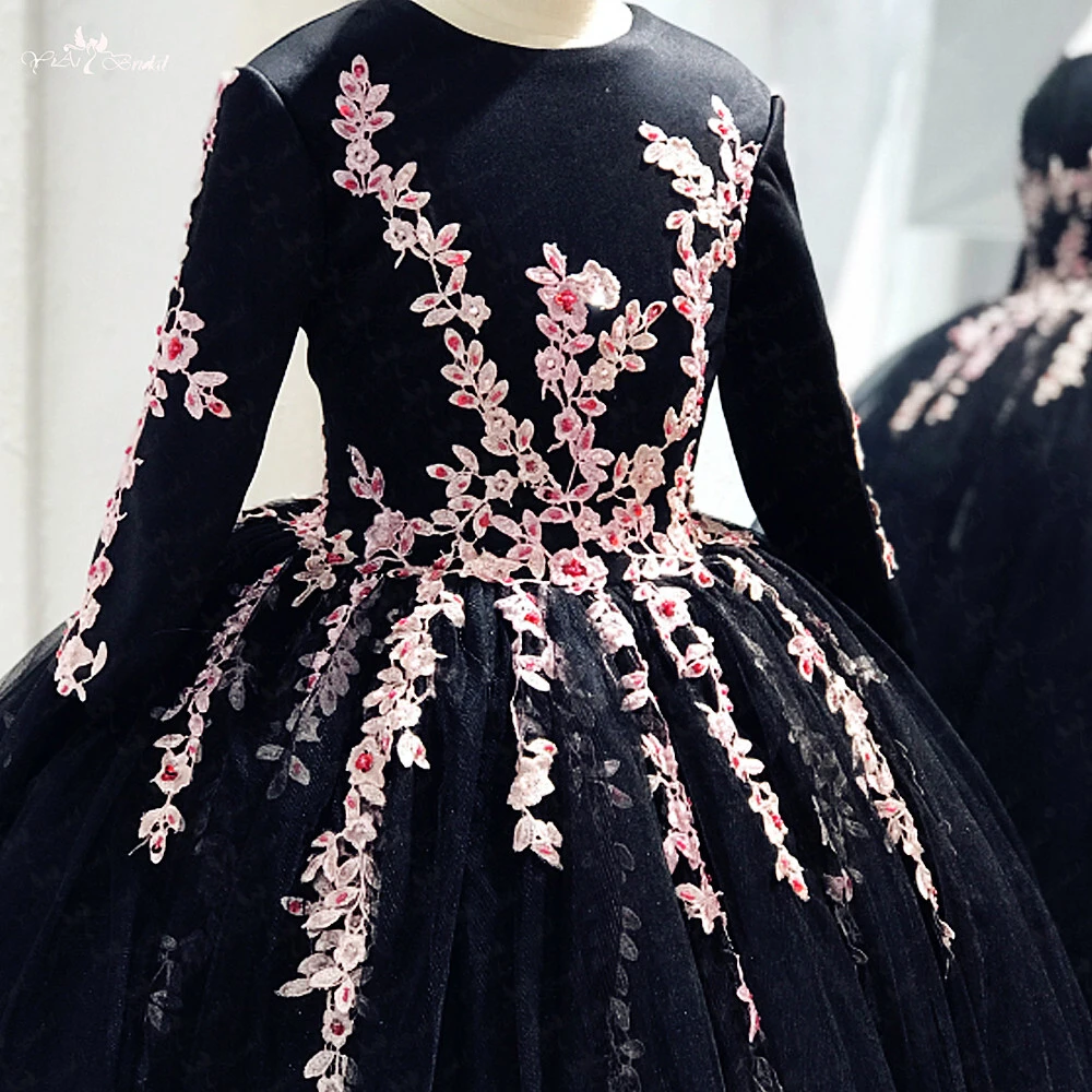 Wholesale Jewish Girls Puffy Tulle Skirt Long Sleeves Black Modest Flower Girl Dresses with good price FG89 1