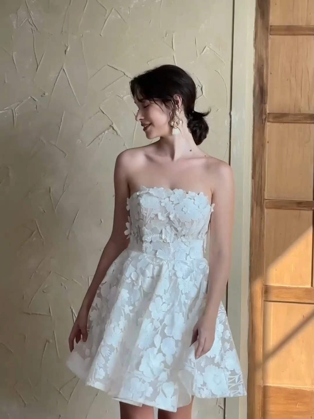 RSW2217 Sleeveless A Line Mini Wedding Dresses 1