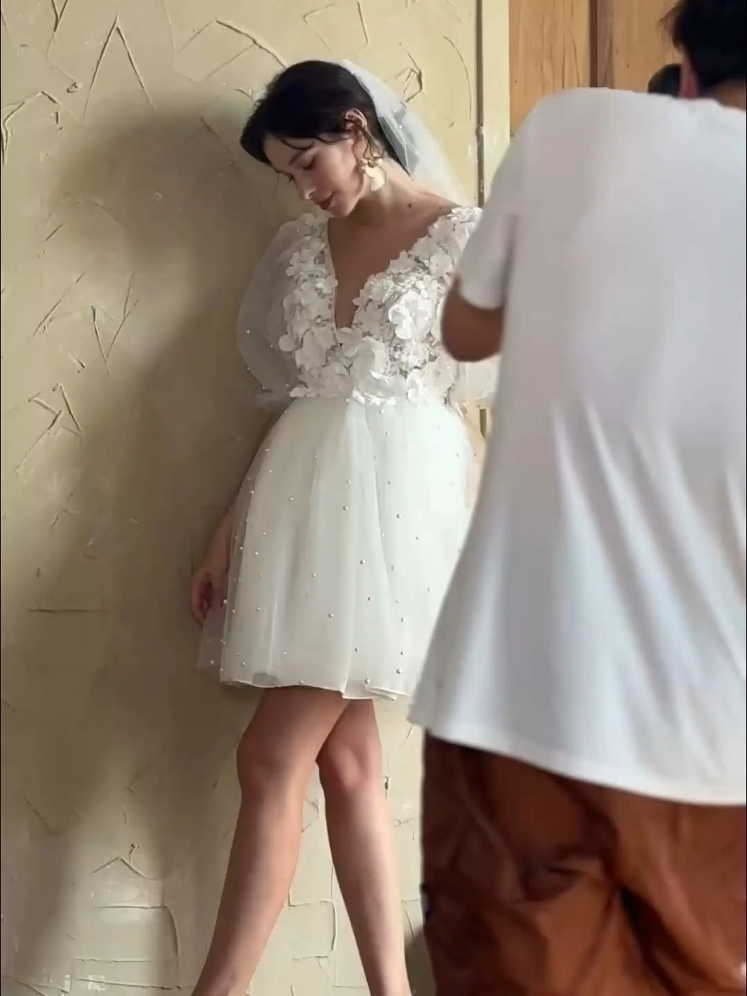 Women's Pearls Short Wedding Dresses 1