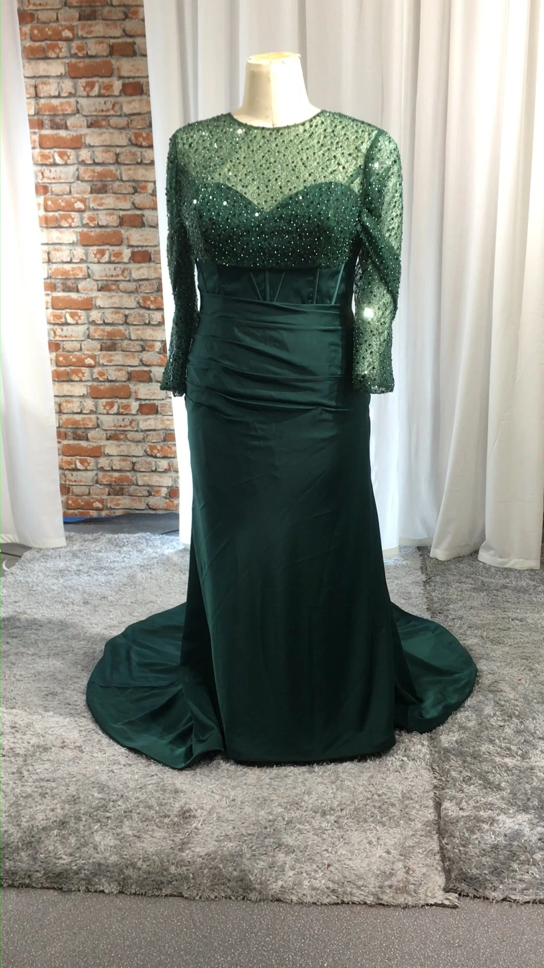 Detachable Jacket 3/4 Sleeves RSE975 Emerald Crew Neck Mother Of The Bride Dress 1