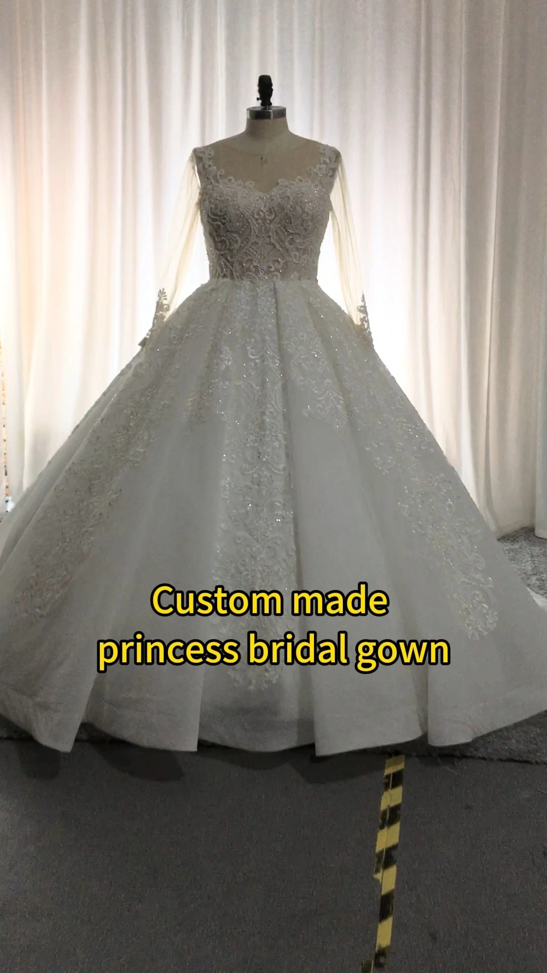 RSW2192 Big Pleated Ball Gown Wedding Gowns With Sleeves 1