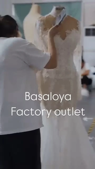 Vestido de novia de alta calidad, hecho a medida, con mangas largas y escote alto y lazo desmontable. RSW2214. Impresionantes vestidos de boda para iglesia. 1