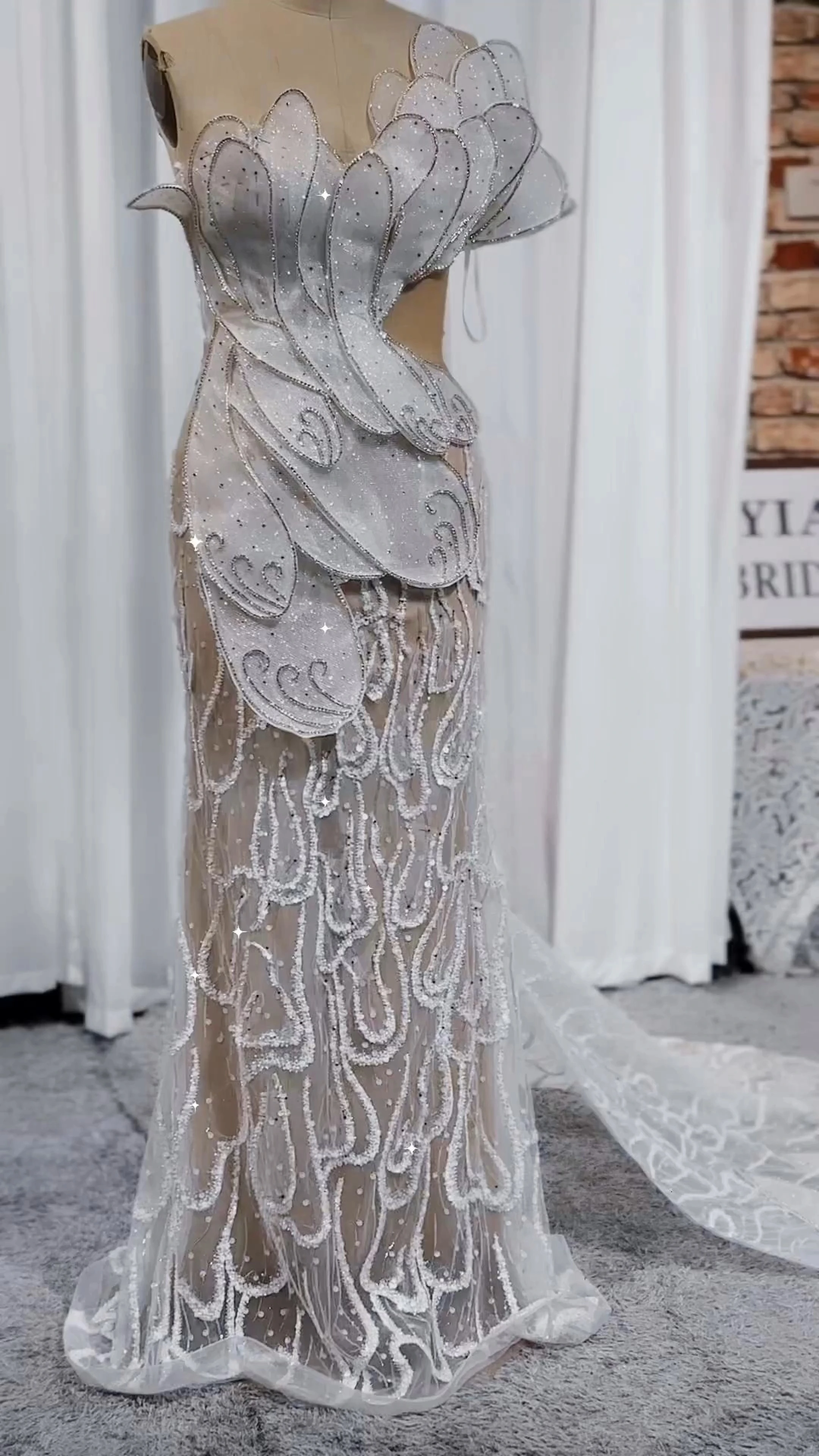 RSW2108 3D Design Sexy Glitter Lace Pattern Beaded Lace Reception Wedding Party Dress 1