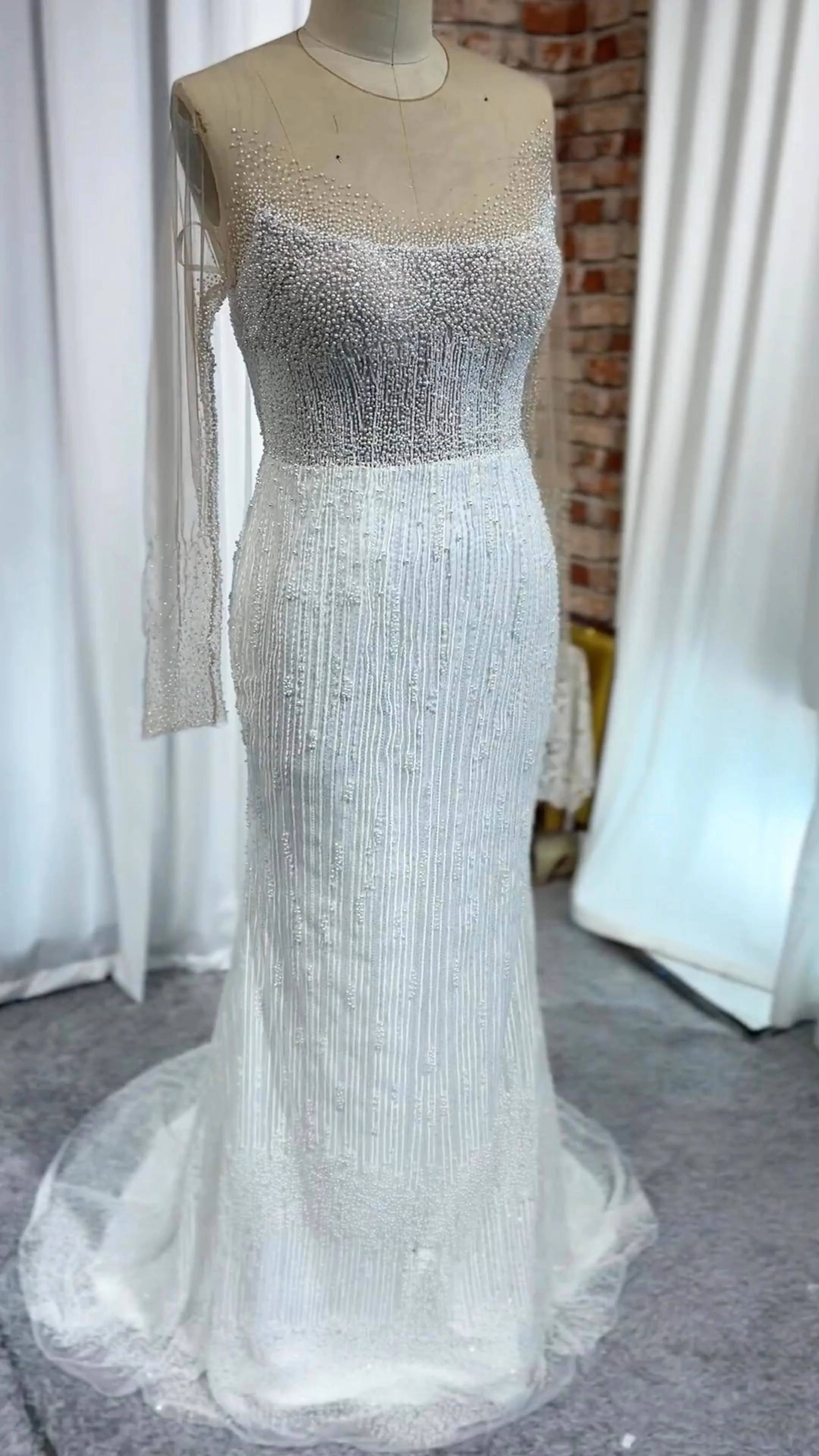 Exquisite Glitter Beading Lace Mermaid Wedding Dresses RSW2123 Long Sleeves Bridal Gowns Floor Length Sweep Train 1