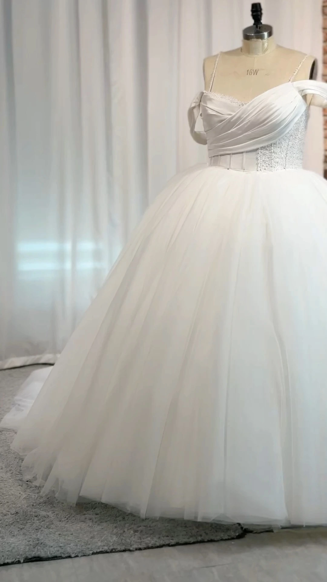 RSW2253 Plus Size Big Ball Gown Off The Shoulder Pleated Satin Corset Wedding Dresses 2 In 1 Style 1