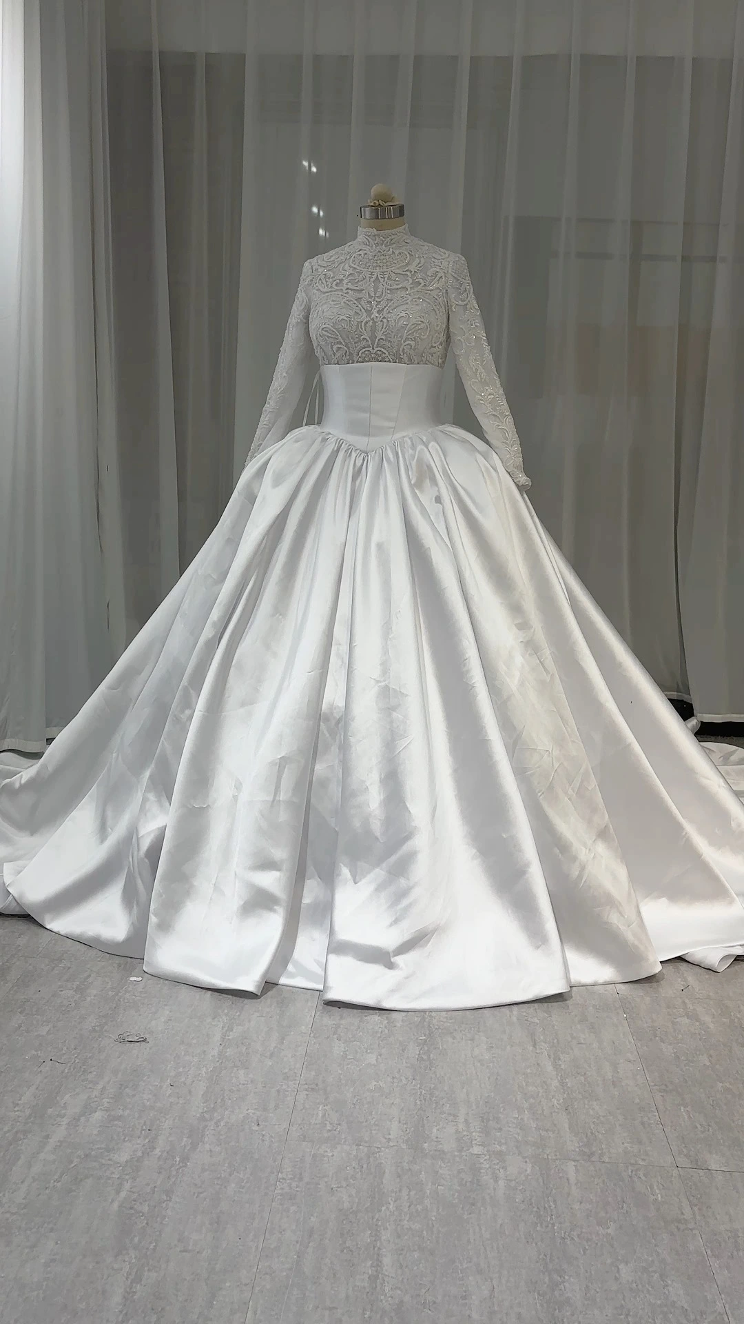 RSW2360 Müslüman Zarif Gelinlik Yüksek Yaka Aplike Boncuklu Uzun Kollu Balo Elbisesi Çıkarılabilir Etekli El Yapımı Özel Yapım Gelinlik 1