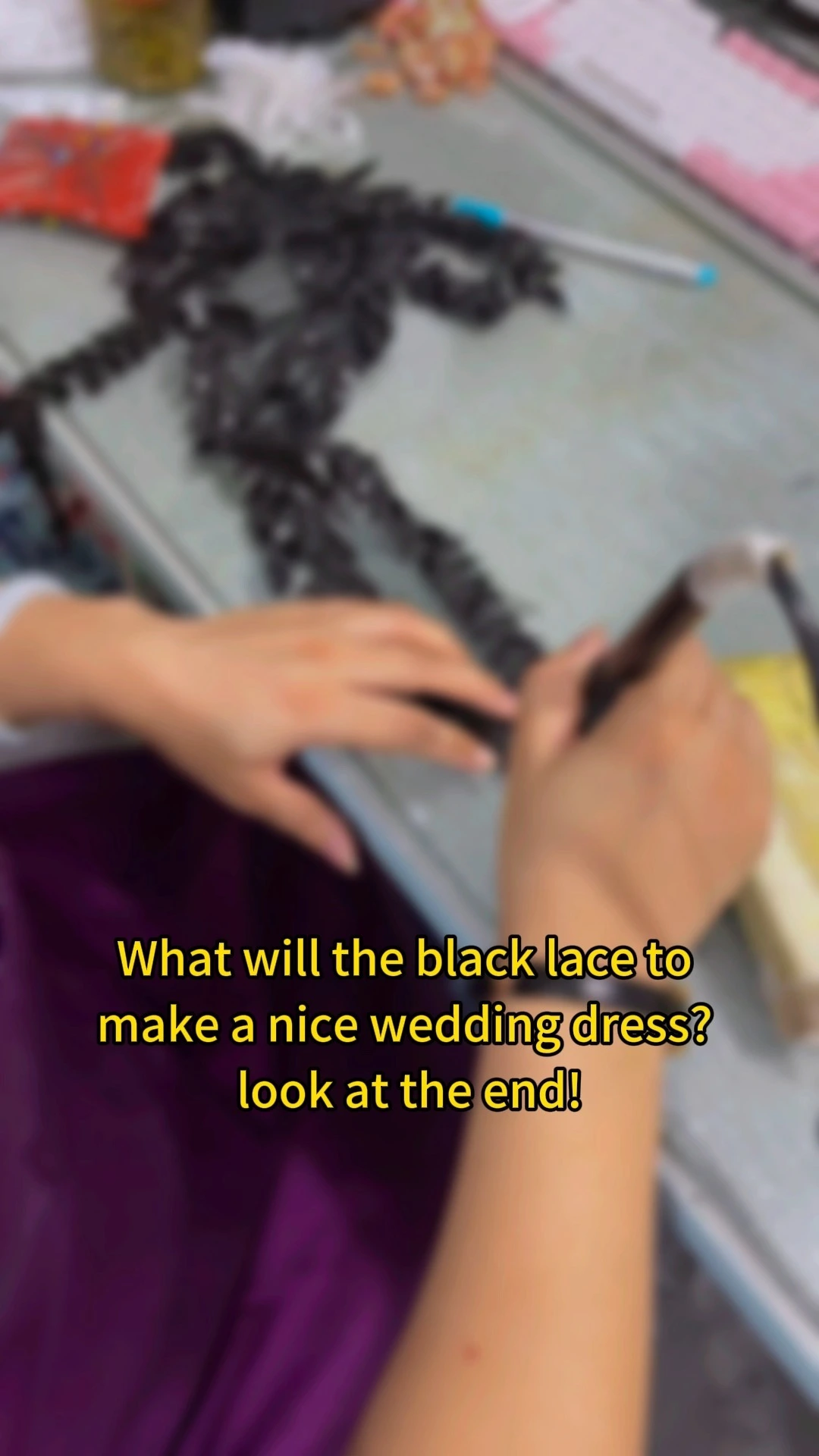 RSW2361 Omuzdan Askılı Şifon Etek, Yırtmaçlı, Siyah Beyaz Sahil Gelinliği 1