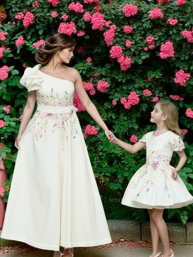 RSW2425 Tek Omuz A Kesim Saten Gelinlik Resepsiyon Elbisesi Çay Boyu Renkli Boncuklu Nakış Desenli Anne ve Kız Uyumlu Gelinlikler 1