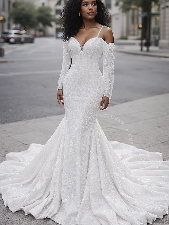 Wholesale Lace Bridal Strapless Sweetheart Neckline Beaded Gown