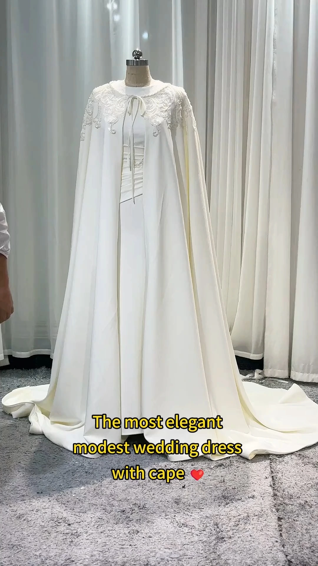 이아이브라이덜 웨딩드레스 팩토리 우아하고 단정한 웨딩드레스 RSW2447 이슬람 케이프 웨딩드레스 1