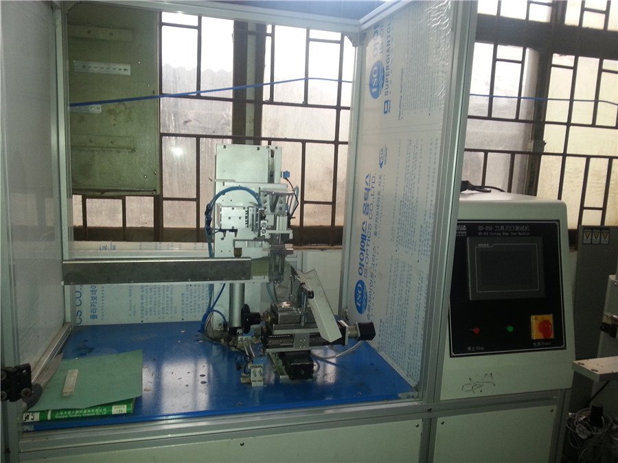 cookware Knives Testing Equipment 4