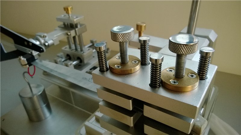 Knives bending strength testing machine 2