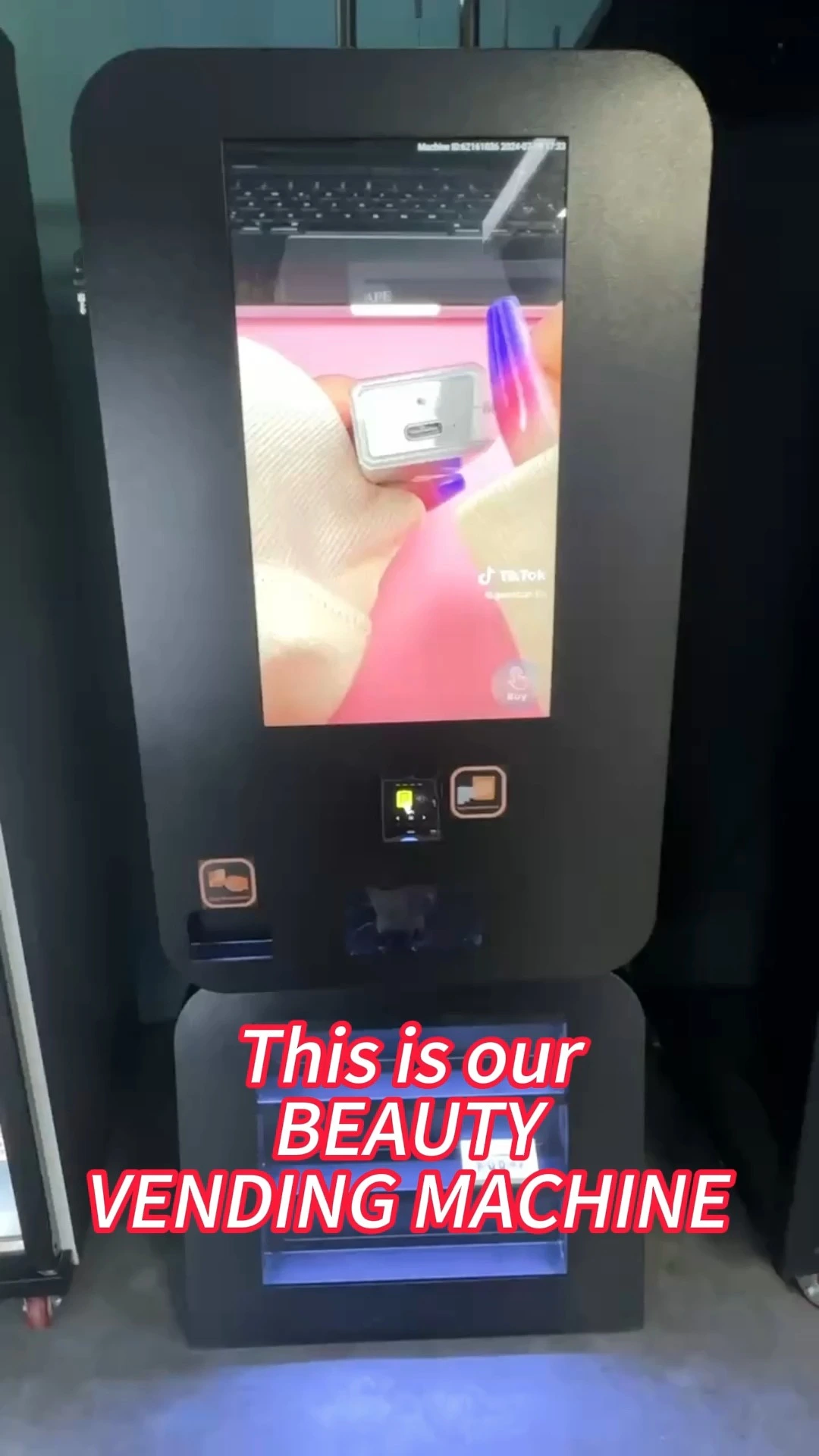 메이크업, 파운데이션, 마스카라, 인조속눈썹 자동판매기 1
