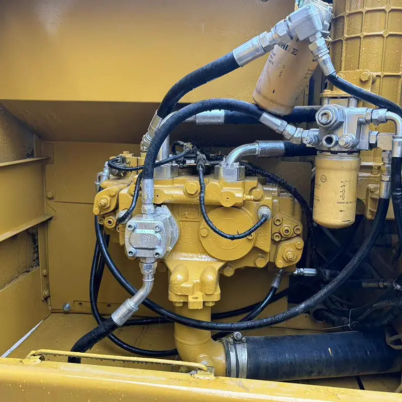 High-quality Used Mini Track Hoes for Sale 3