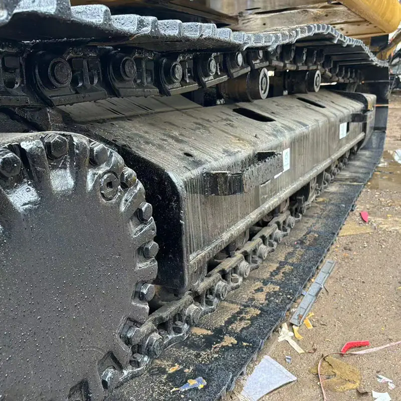 High-quality Used Mini Track Hoes for Sale 4