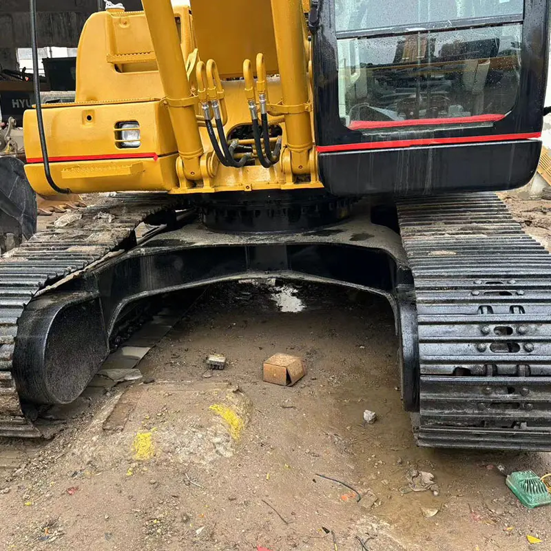High-quality Used Mini Track Hoes for Sale 6