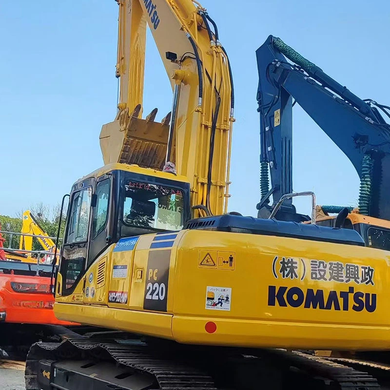 Komatsu PC220-7 Used Excavator in Good Condition 1