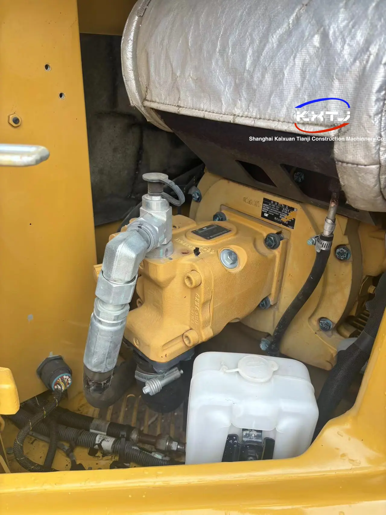 Used Construction Equipment - - KXTJ Excavator 5
