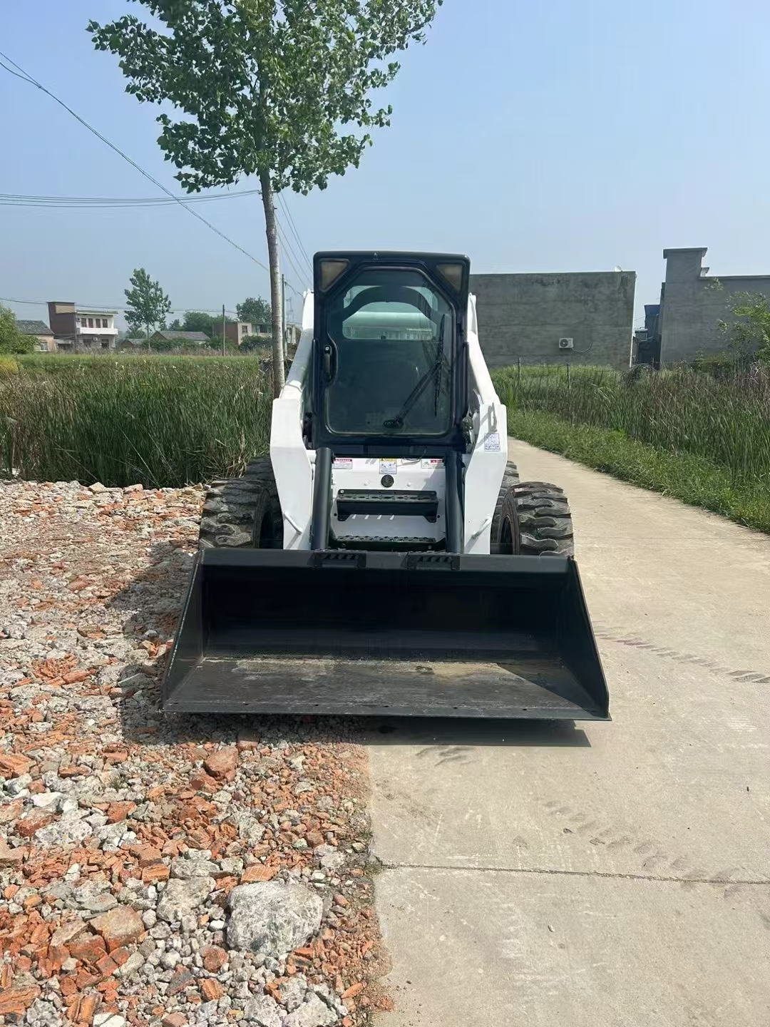 Bobcat S330 Skid Steer Loader 1