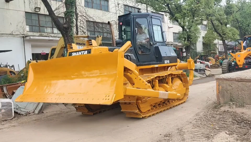 Used Shantui Sd16 Crawler Bulldozer - Low Price, 17ton, Small & Medium-sized 1