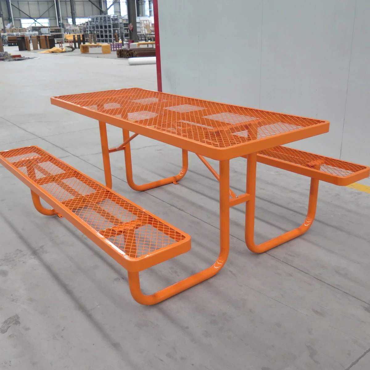 Metal Picnic Dining Table Customized Color Steel Mesh Table 1