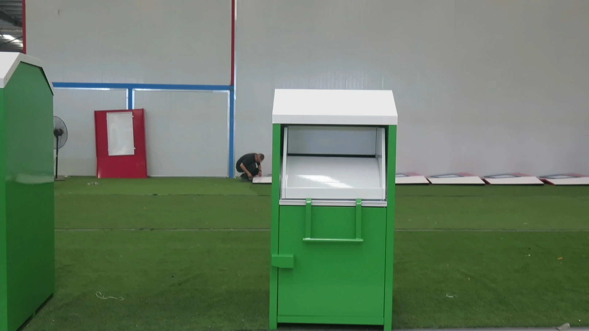 Factory-Customized Galvanized Steel Clothing Donation Box 1